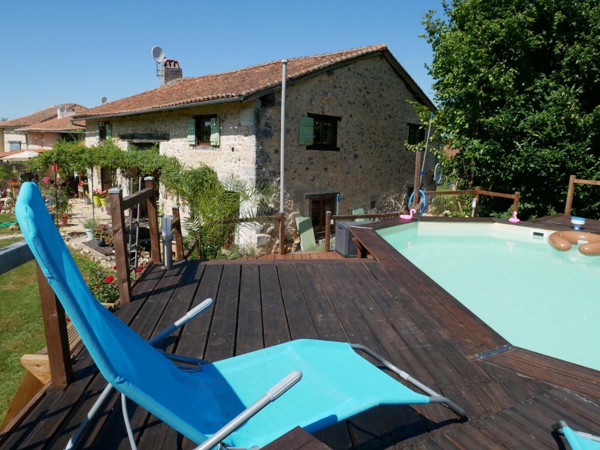Chez Daisy Villa Montbron Exterior photo